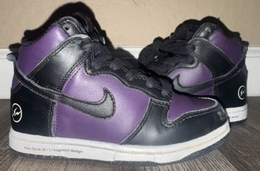 Nike Dunk Size 11.5c Purple Black 