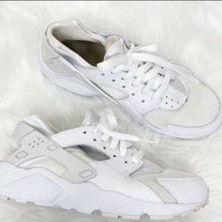 Nikes 