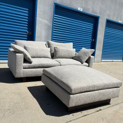 West Elm Couch With Otttoman 🛻Delivery Available🛻