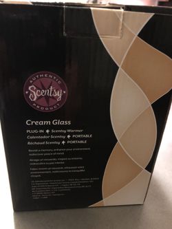 Scentsy plug-in warmer