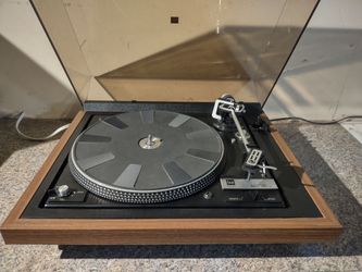 Dual 1237 turntable. Germany
