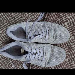 Nobull Sneakers Women's Size Boys Size 7.5 