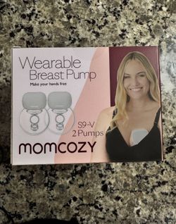 Momcozy breast pumps