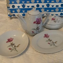 29 Pc Kids Vintage China Type Glass Children’s Tea Set For 6, Made In Japan. Pretty Pink Rose Pattern
