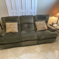Free Flexsteel Reclining Sofa- Side Handle Driven