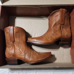 ***Women's Cowboy Boots***