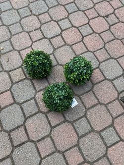 Green accent