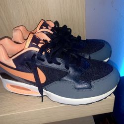 Wmns Nike Air Max 7.5 