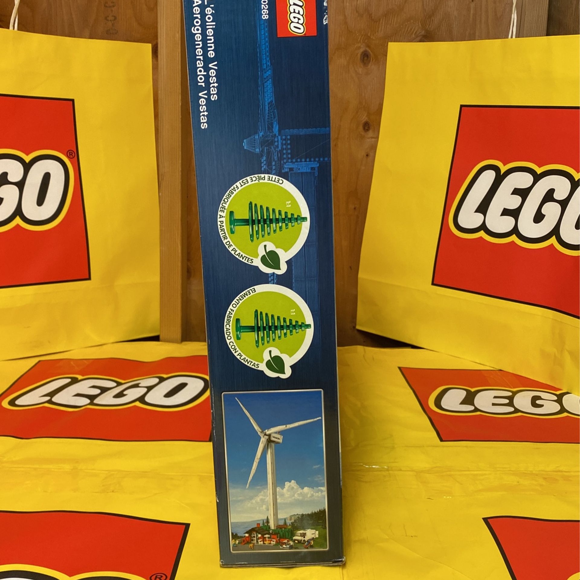 Lego 10268 Vestas Wind Turbine