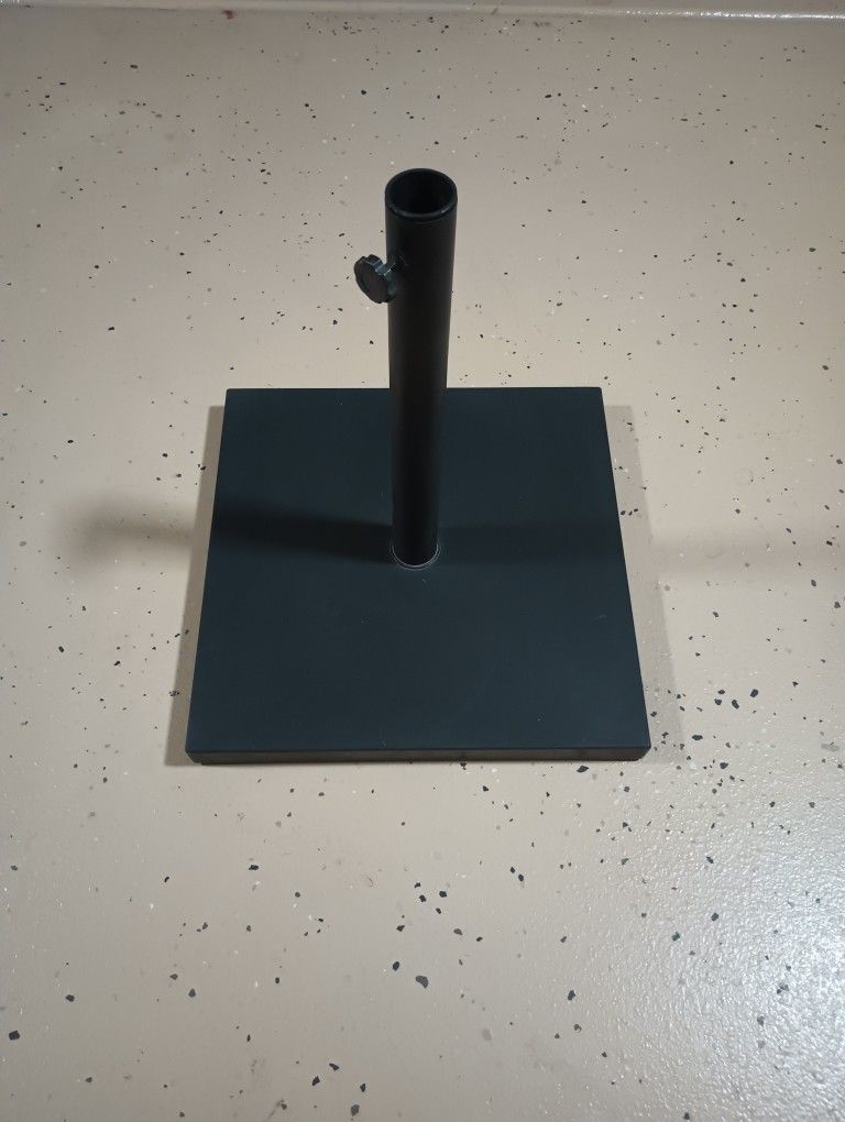 40 Pound Umbrella Stand
