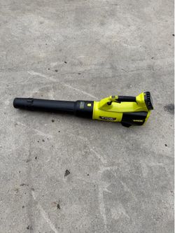 Ryobi 18v one hp whisper blower with battery