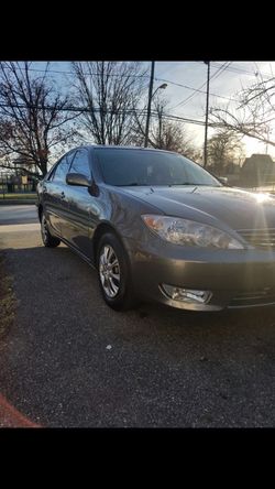 Toyota Camry 2005 like new