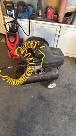 Husky branded 8-gallon oil-free air compressor.