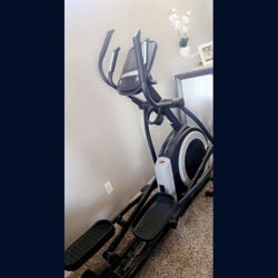 Pro form elliptical 