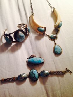 Sterling silver - 925. Set in Larimar