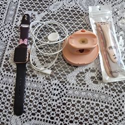 Apple Watch  Se 40mm Gold Aluminum 