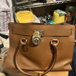 Michael Kors Hamilton Bag 