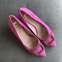 Escada Pink Suede Kitten Heel Pumps with Embellished Buckle. Size 38