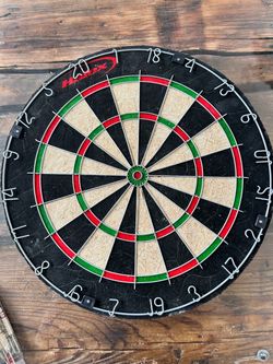 HALEX dart board used $40