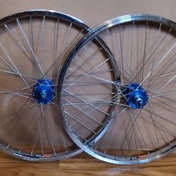 Bmx 24" Araya Secial Edition Wheel Set. Vintage TNT Hubs