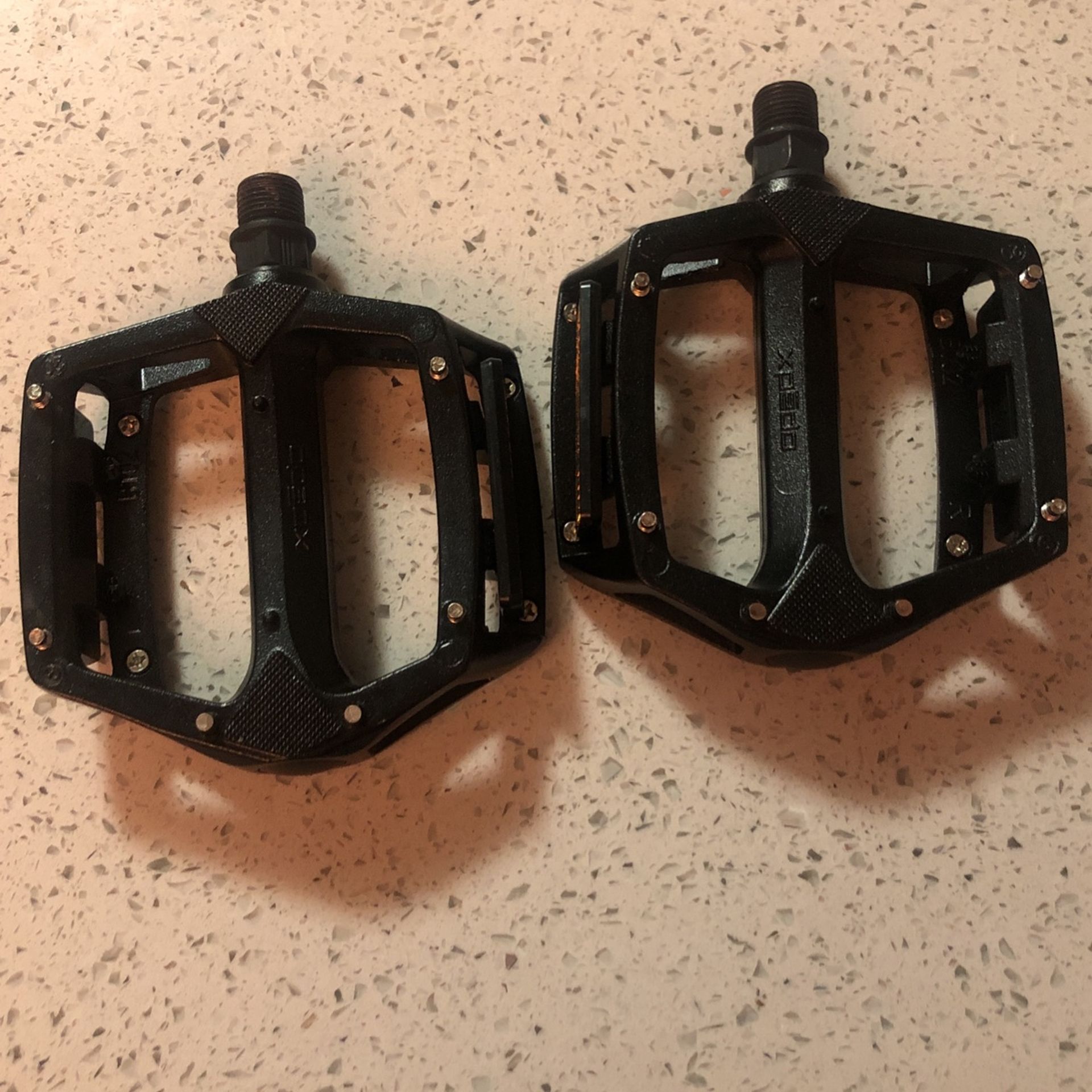 X-Pedo Low-profile Platform w/ Removable Pins (SE bikes)