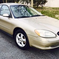 2001 Ford Taurus