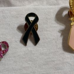 Green Lapel Pin/brooch