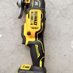 Dewalt Oscillating Multi-Tool