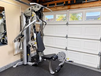 Hoist V4 Multi Gym multigym workout machine