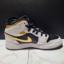 Nike Air Jordan 1 Mid