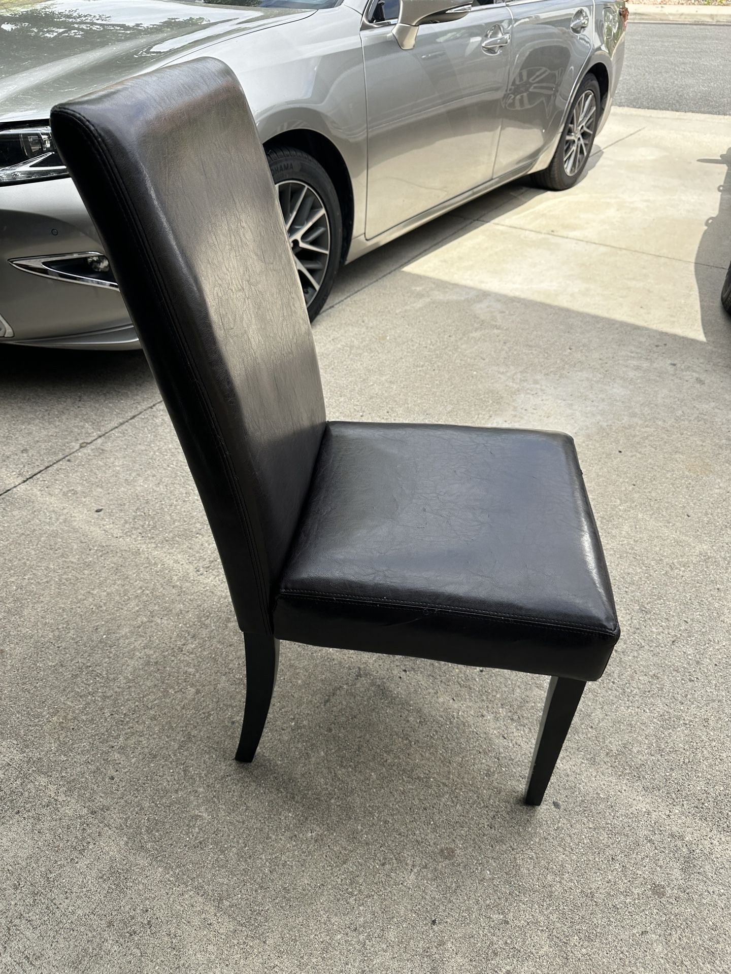 Nice office chair, leather