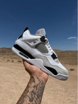 Air Jordan 4 Retro 'Military Black'