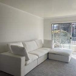 New White Cloud 4pc Sectional Couch