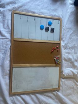 White board / schedule