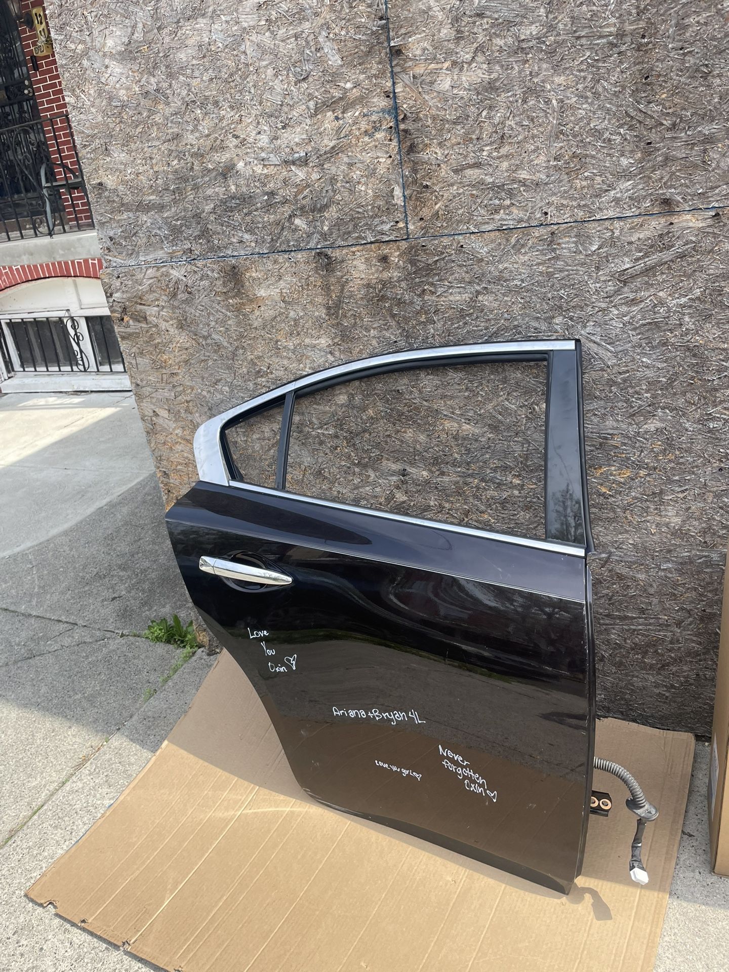 Nissan Maxima Door 2009-2012 Clean Door