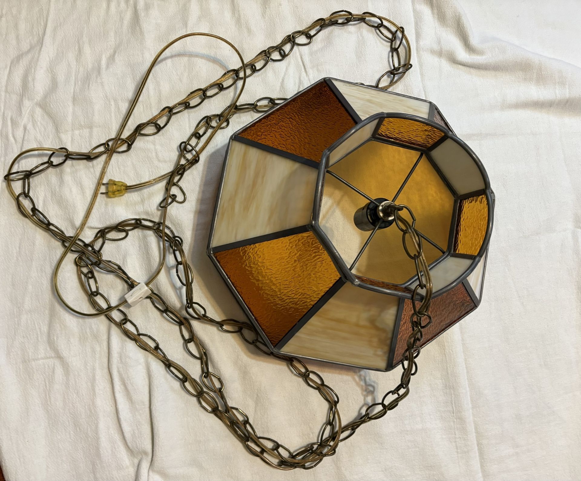 Hanging Lamp/Tiffany Style Glass
