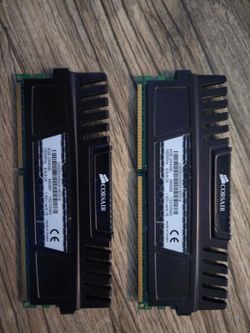 Corsair Vengeance 8gb 2x4gb 1600MHz DDR3 RAM $20