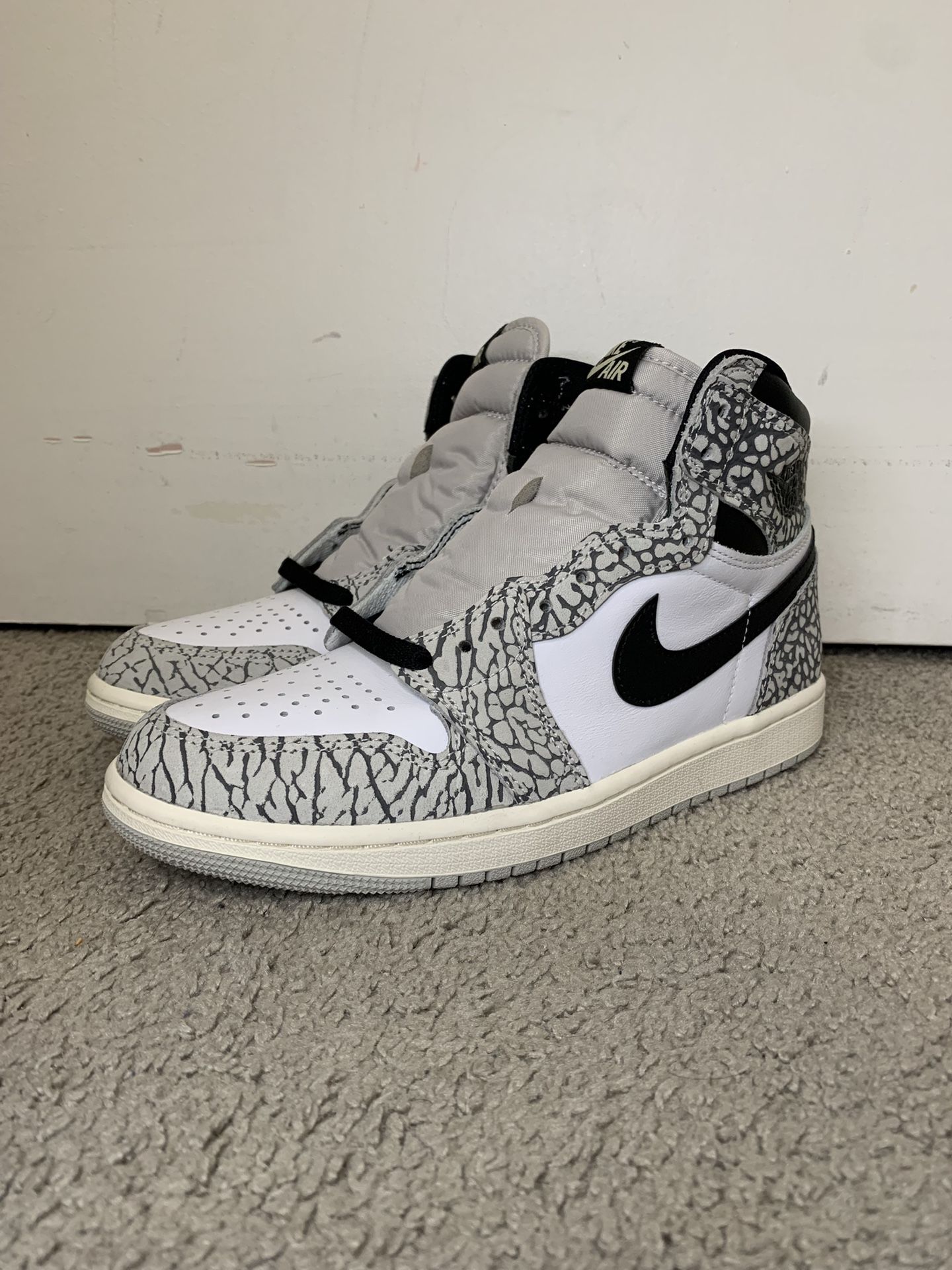 DS JORDAN 1 WHITE CEMENT SIZE 7