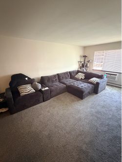 Huge 6 piece sectional sofa
