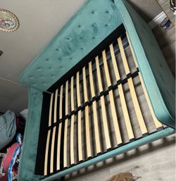 Teal Velvet Tufted Upholstered Bed Frame