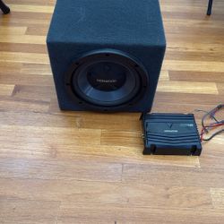 Kenwood KAC 5206 Maximum Power 400 W Amp  and one Kenwood 10 inch speaker subwoofer box