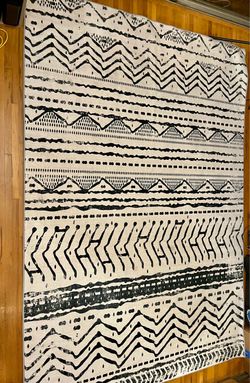 6x9 White and Black Moroccan Area Rug