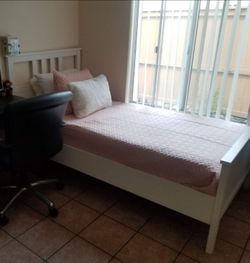 Twin bed with mattress - white or black frame