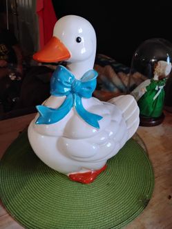 Vintage duck cookie jar