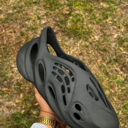 Size 11 Foam Runner Used 