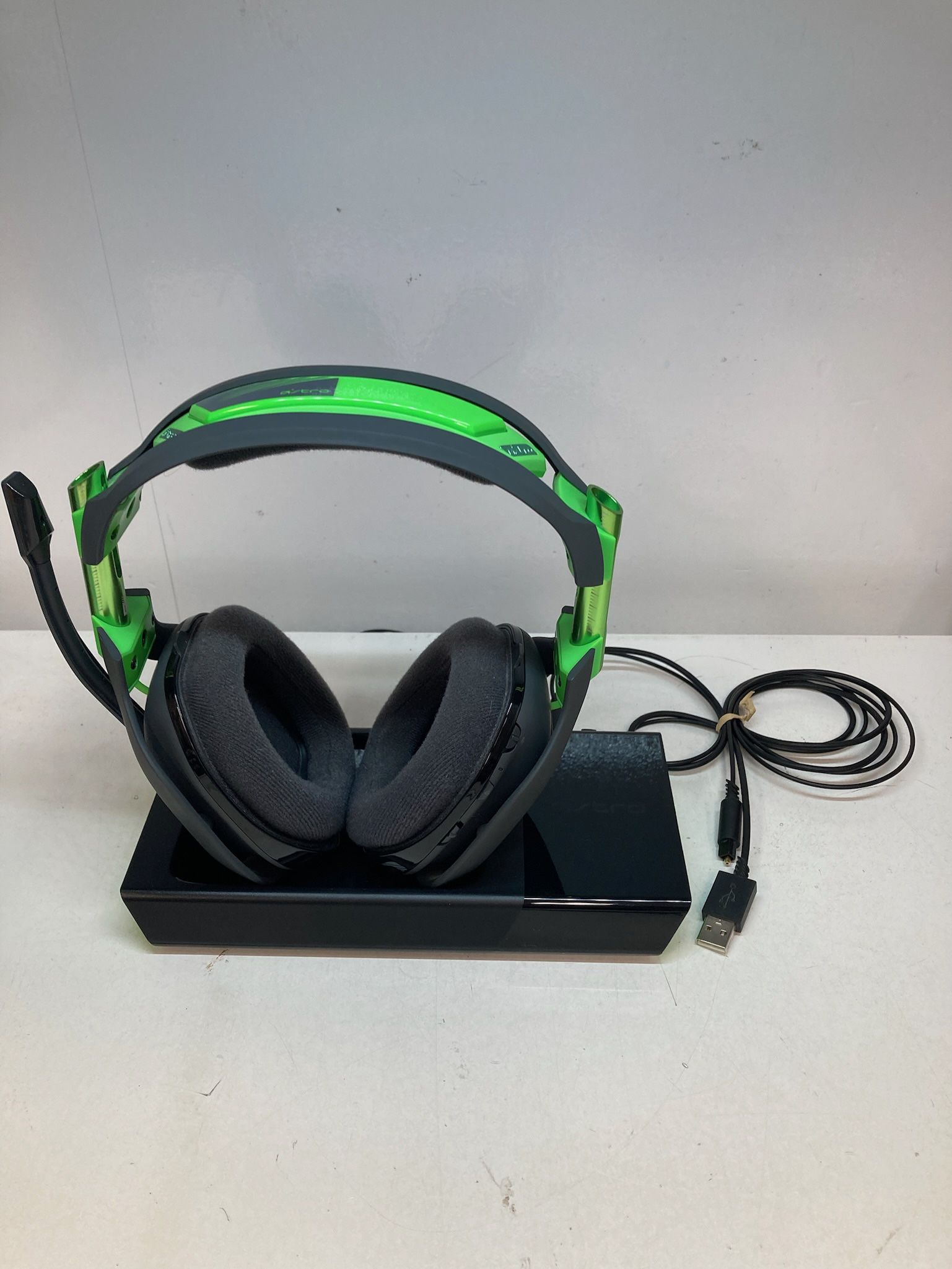 ASTRO TXDX01 A50 Over-the-Ear Headphones PS5