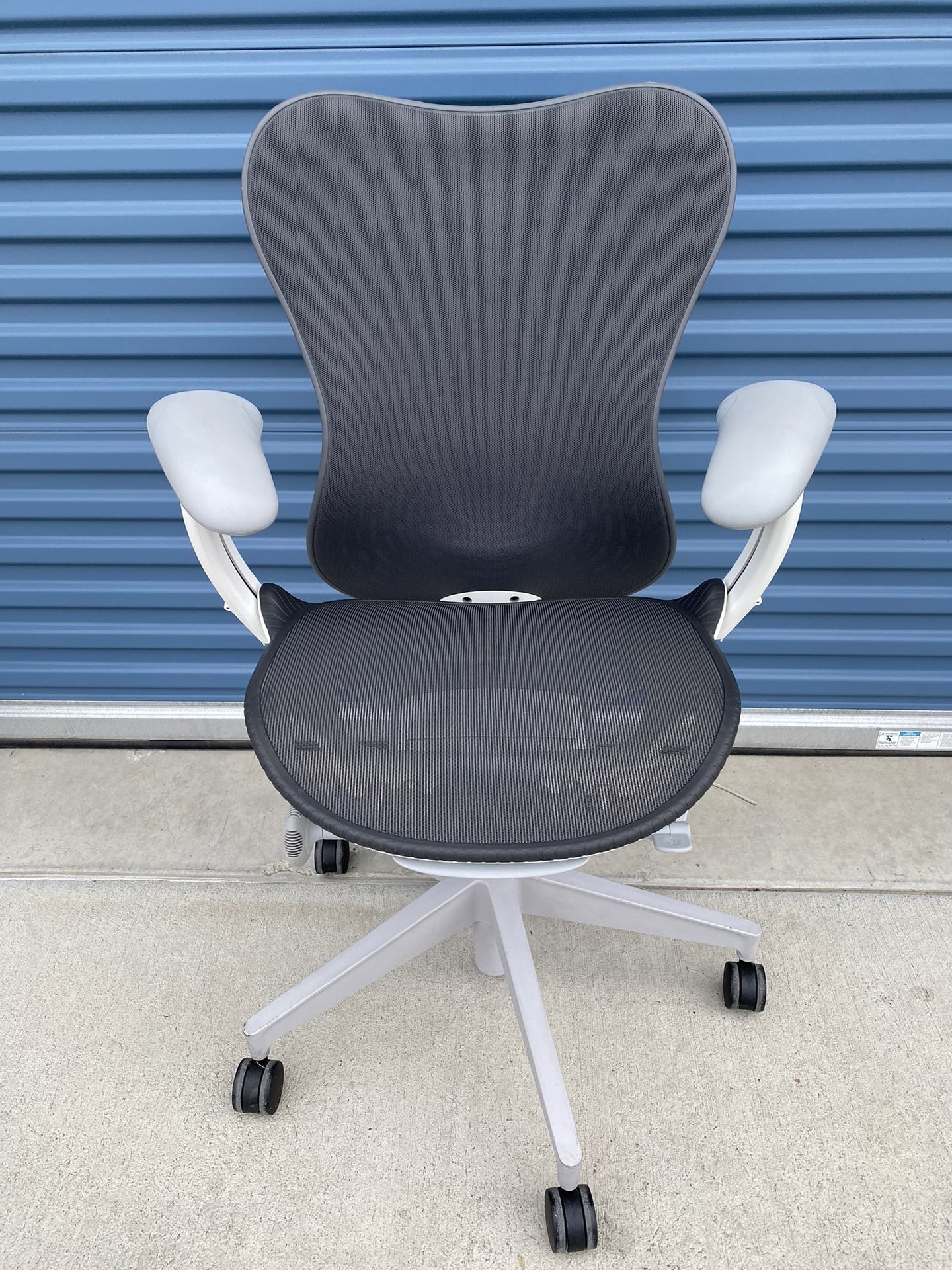 Herman Miller Fully Loaded Mirra 2 With Triflex Polymer Back Office ...