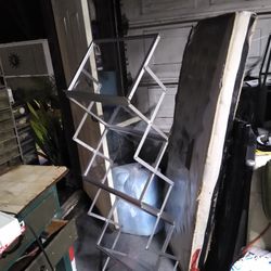 Collapsible Display Stand