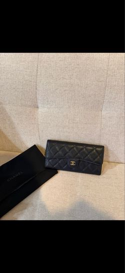 Chanel wallet with dust bag