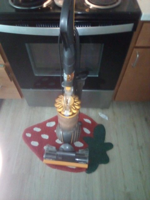 Dyson UP19 Ball Multifloor 2 Upright Vacuum